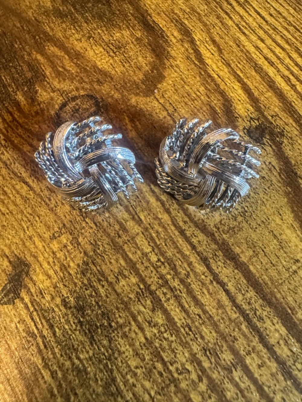 Vintage Lisner Silver Tone Knot Clip On Earrings Textured Rope Mid Century‎